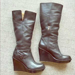 Fully fleece lined UGG leather wedges